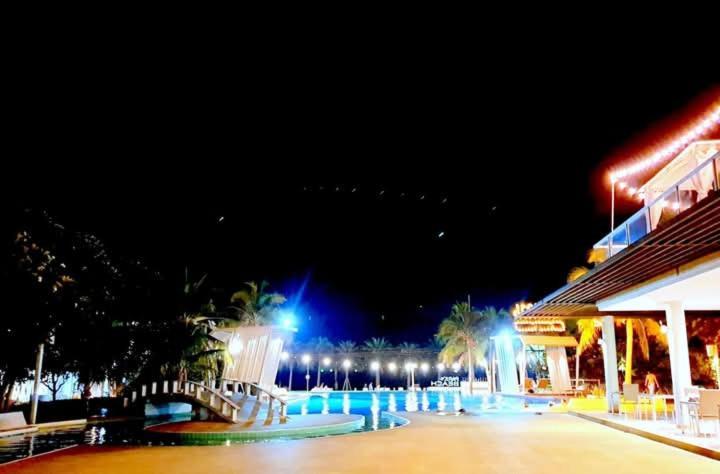 Studio Room Seaview Jomtien エクステリア 写真
